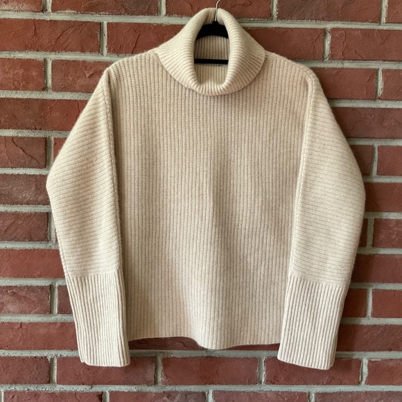 Pura Cashmere Fisherman Rib Knit Turtleneck Beige Sweater Size S NWOT - Picture 13 of 16